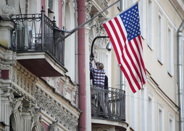 Ucraina, Mosca incrimina ex dipendente consolato Usa a Vladivostok