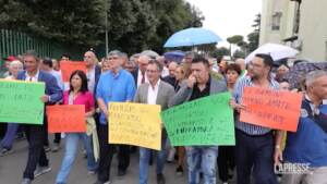 Stupro Caivano, manifestazione al Parco Verde: in piazza 200 persone