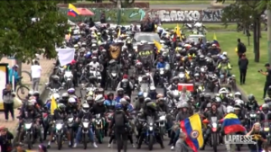 Colombia, protesta a Bogotà contro il caro carburante