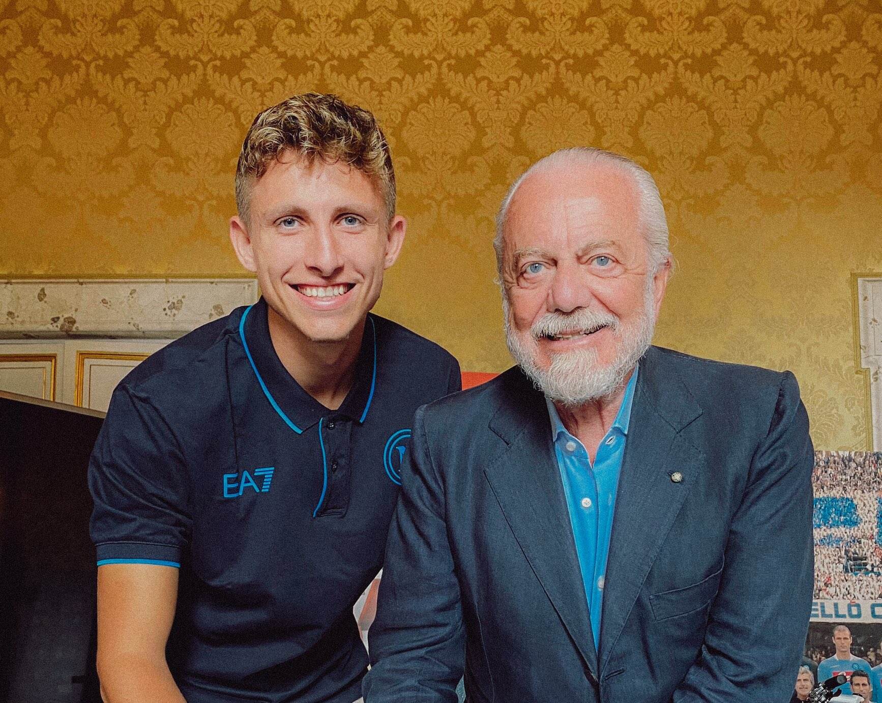 Calciomercato, colpo Napoli: ufficiale l’arrivo di Lindstrøm dall’Eintracht
