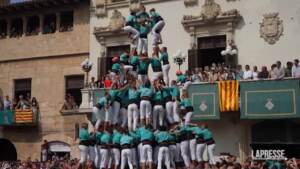 Spagna, le formidabili acrobazie dei Castells: le torri umane della Catalogna