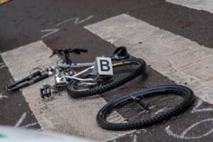 Pavia, ciclista investito e ucciso da auto