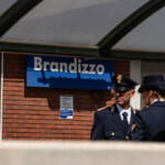 Strage Brandizzo, inchiesta accerterà errori: “Lavori non dovevano iniziare prima del passaggio treno”