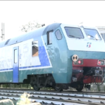 Operai travolti da treno a Brandizzo, fiori sul luogo della tragedia