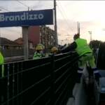 Brandizzo, treno travolge e uccide 5 operai: le prime immagini