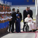 Papa Francesco è arrivato in Mongolia