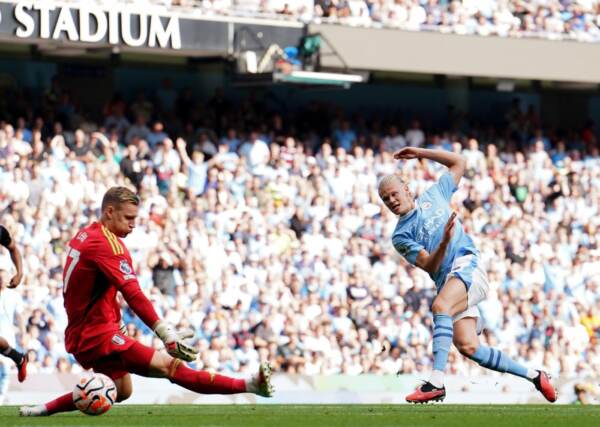 Manchester City v Fulham - Premier League - Etihad Stadium