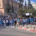 Israele, scontri tra richiedenti asilo eritrei e polizia israeliana a Tel Aviv