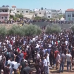 Medioriente, funerali del palestinese ucciso dal raid israeliano