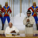 Il Papa in Mongolia: “Diamoci da fare insieme per costruire un futuro di pace”