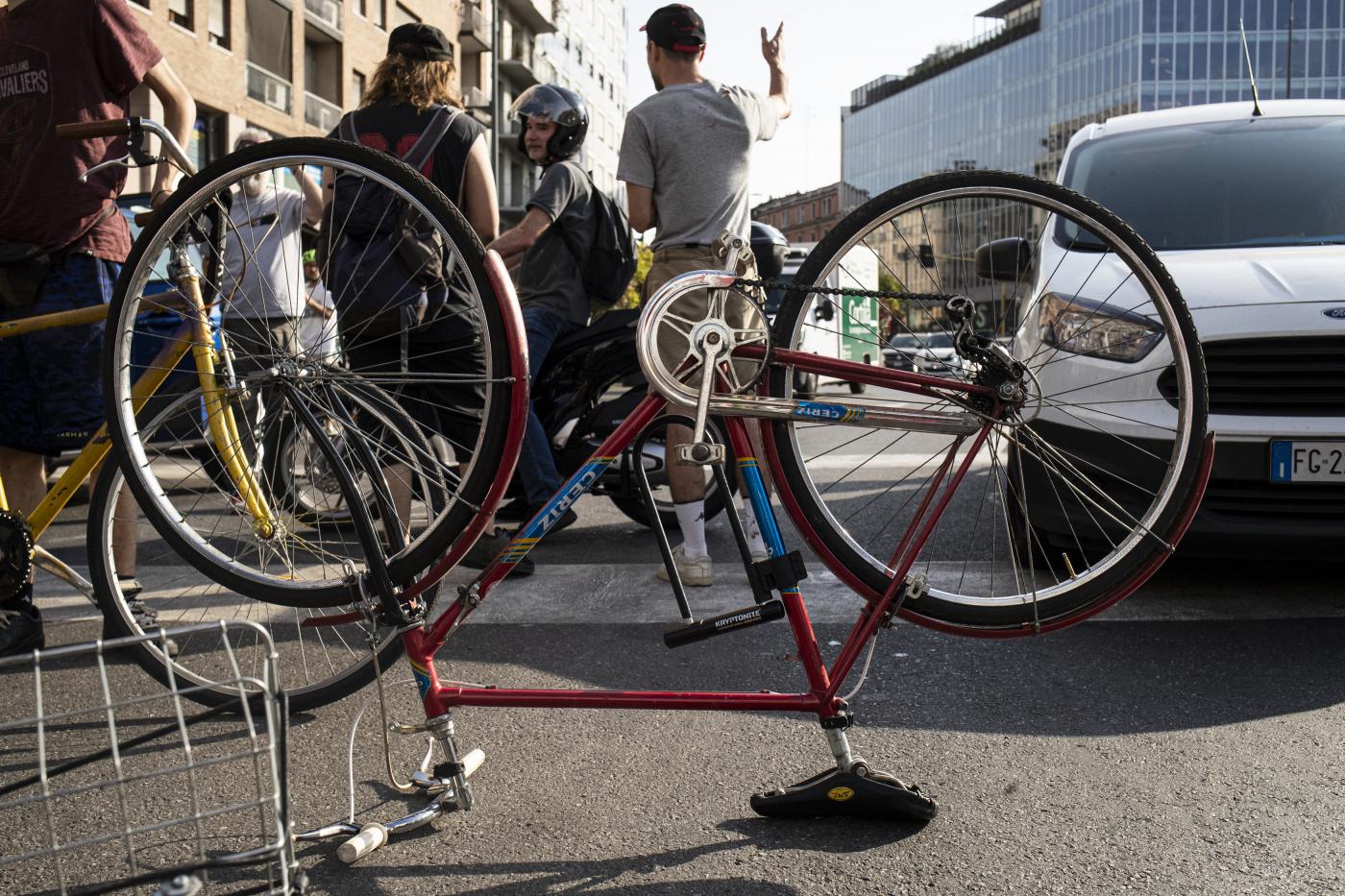 Treviso, muore ciclista investito da auto