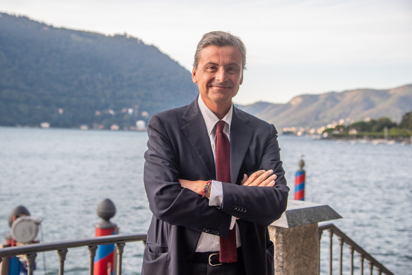 Calenda a Cernobbio: “Meloni si è vestita da Draghi, Superbonus è una follia”