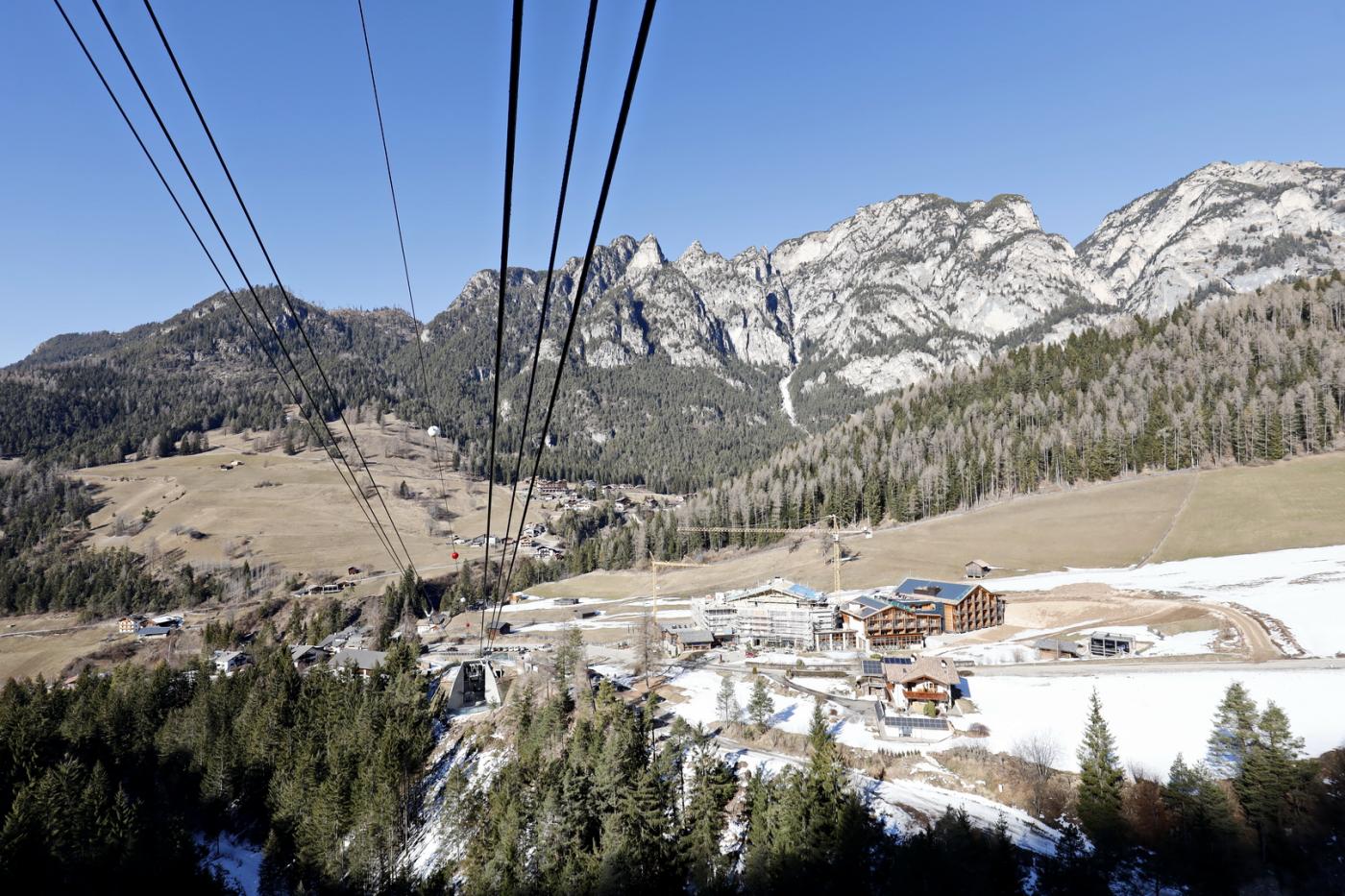 Dolomiti, operaio muore durante lavori su funivia