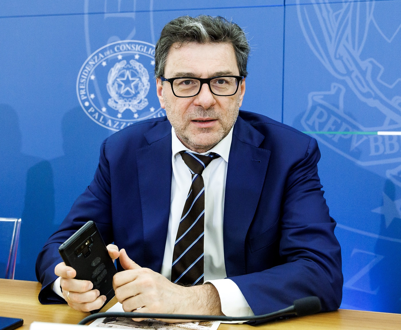 Legge di bilancio, Giorgetti: “Sarà prudente, Superbonus mi dà mal di pancia”