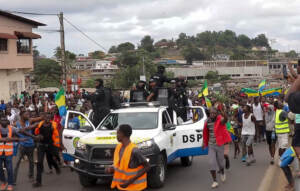 Gabon, leader golpista apre a elezioni libere e trasparenti