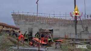 Torino, crolla solaio in costruzione: 3 operai feriti