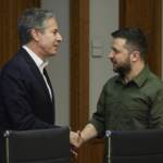 Ucraina, Antony Blinken a Kiev. Usa verso primo invio munizioni all’uranio