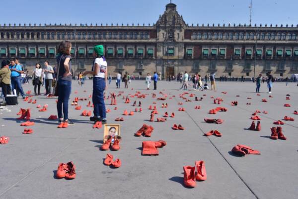 Protesta contro i femminicidi in Messico