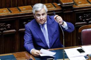 Mes, Tajani: “Discussione ratifica dopo ok a Patto stabilità”
