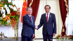 Indonesia, presidente Widodo accoglie premier cinese Li Qianq