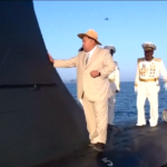 Corea del Nord, Kim Jong-Un al varo di un nuovo sottomarino