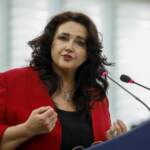 Femminicidi, Dalli (Ue): “Piaga sociale, si adotti direttiva su violenze”