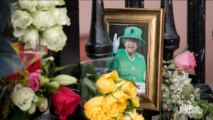 Elisabetta II, le celebrazioni a Londra a un anno dalla morte della regina