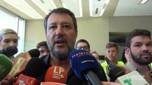 Salvini: “Chi non conosce Marie Le Pen, venga ad ascoltarla a Pontida”