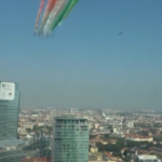 Frecce Tricolori a Milano, Fontana: “Aeronautica presenza fondamentale per il Paese”