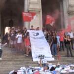 Studenti in piazza a Roma contro il caro libri