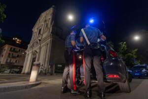 Milano - Accoltellato un ragazzo di 19 anni in pIazza Santa Francesca Romana