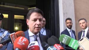 Migranti, Conte: “Francia e Germania sbagliano ma questo governo non può dire nulla”