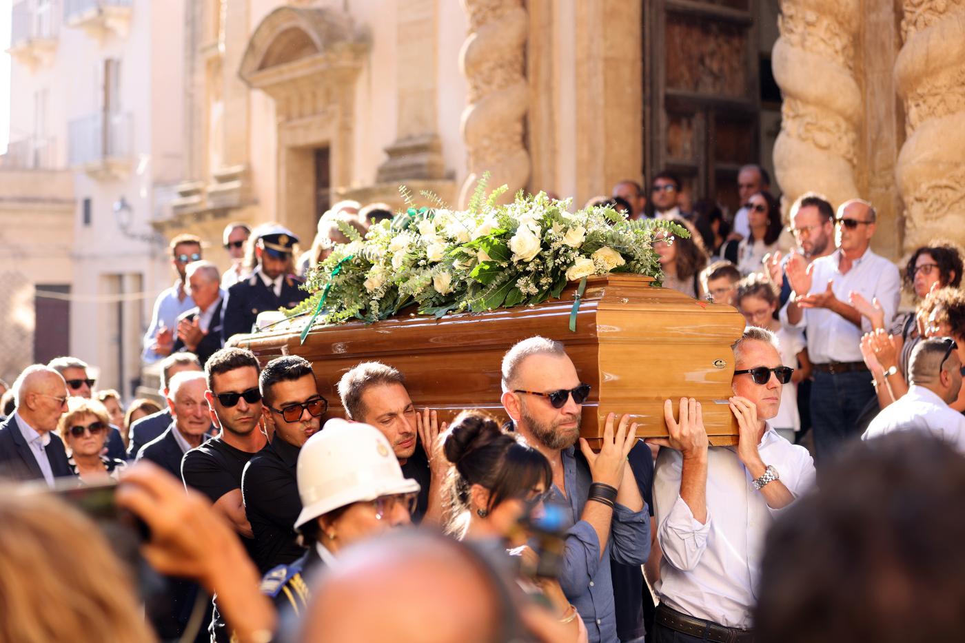 Marisa Leo, a Salemi l’ultimo saluto alla donna uccisa dall’ex compagno Marisa Leo, a Salemi l’ultimo saluto alla donna uccisa dall’ex compagno