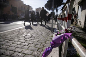 Cinque ragazzi giovanissimi muoiono in un incidente stradale sulla via Nomentana