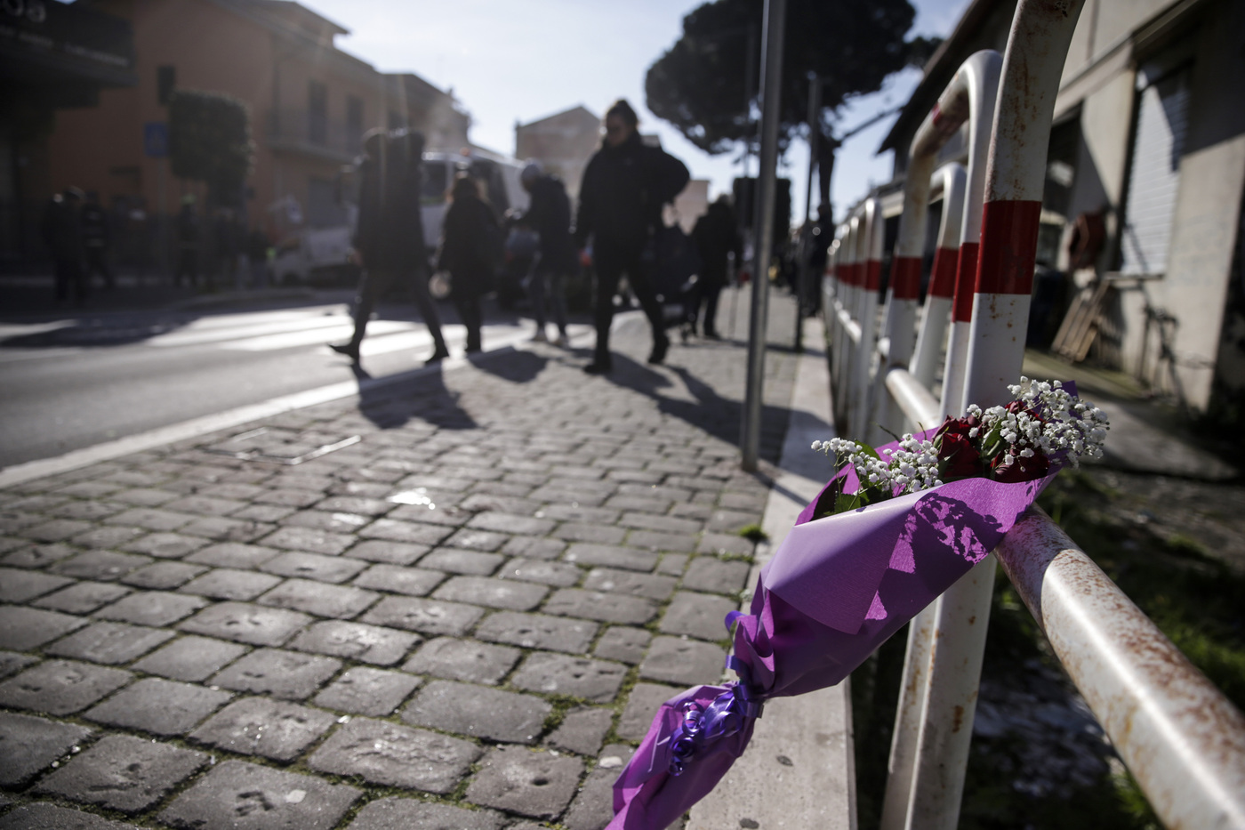 Roma Enne Investe E Uccide Uomo La Madre Che Lo Ha Coperto Non