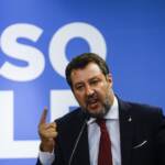 Migranti, Lega: “Basta chiacchiere da Francia ed Europa”