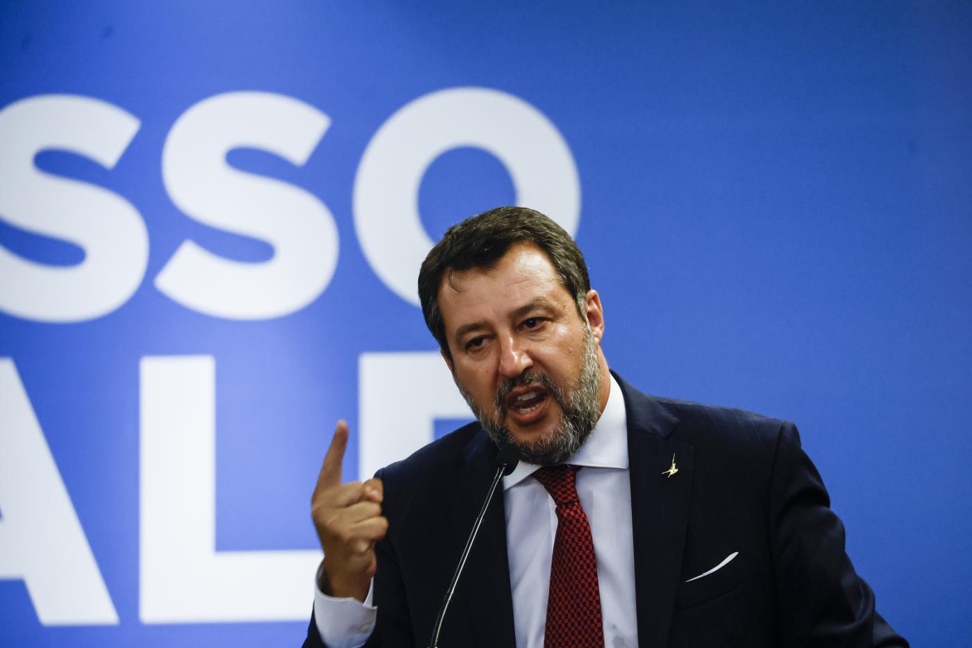 Migranti, Lega: “Basta chiacchiere da Francia ed Europa” Migranti, Lega: “Basta chiacchiere da Francia ed Europa”