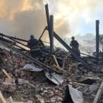 Ucraina, attacchi russi con droni: esplosioni a Dnipro