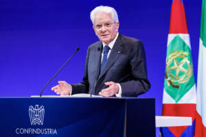 Mattarella all’assemblea di Confindustria: “Non cedere ad ansie e paure”