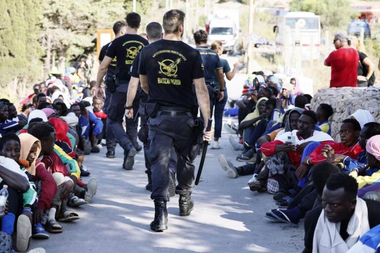 Emergenza sbarchi nell’isola di Lampedusa