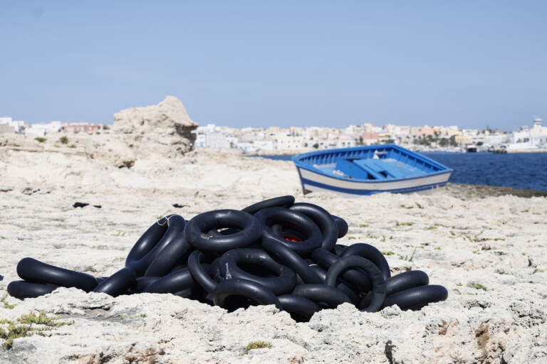 Emergenza sbarchi nell’isola di Lampedusa