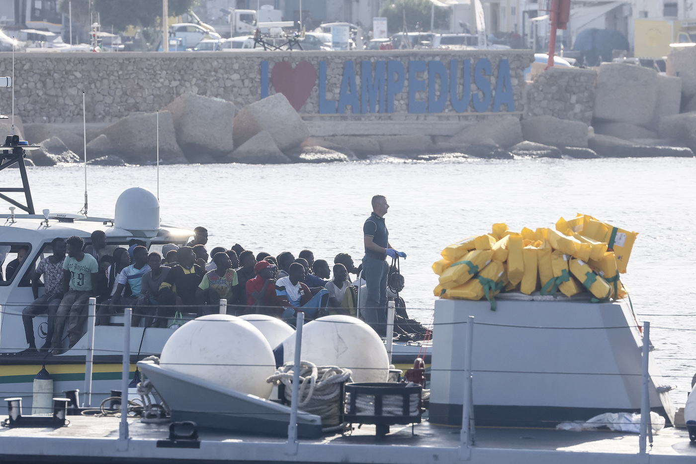 Migranti, von der Leyen a Lampedusa il 17 settembre Migranti, von der Leyen a Lampedusa il 17 settembre