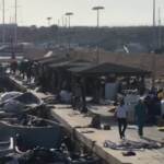 Lampedusa, ancora sbarchi al molo Favarolo
