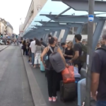 Taxi, ancora caos a Termini ma tra i turisti nessuna polemica