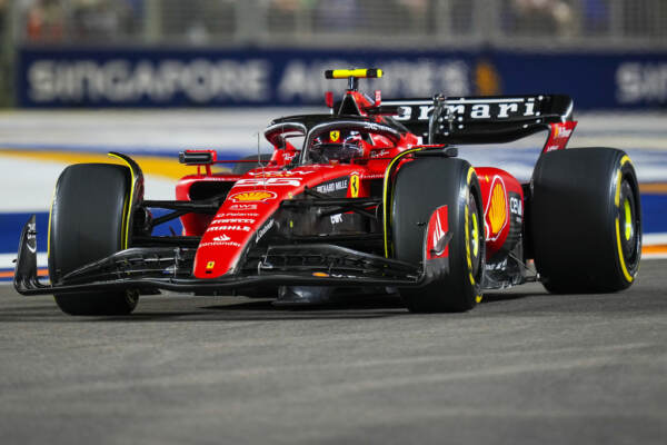 F1, Sainz vince il Gp di Singapore
