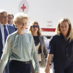 Migranti, la visita di Meloni e von der Leyen a Lampedusa