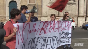 Roma, studenti annunciano manifestazione contro armi il 4 novembre