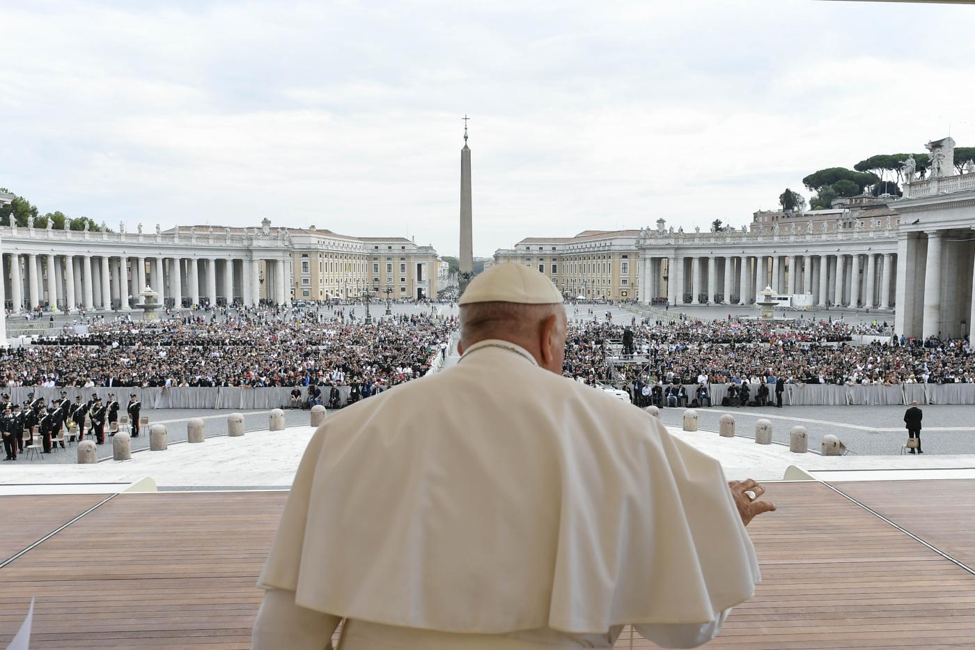 Papa Francesco: “Rischio crisi nucleare come nel ’62 a Cuba”