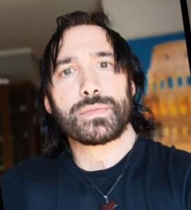 Roma, adesca donne sui social e le violenta: arrestato netturbino