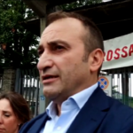 Migranti, Lo Russo in via Traves a Torino: “Situazione al limite, serve soluzione strutturale”